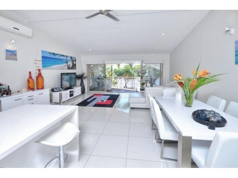 1/106 Noosa Parade, Noosa Heads QLD 4567