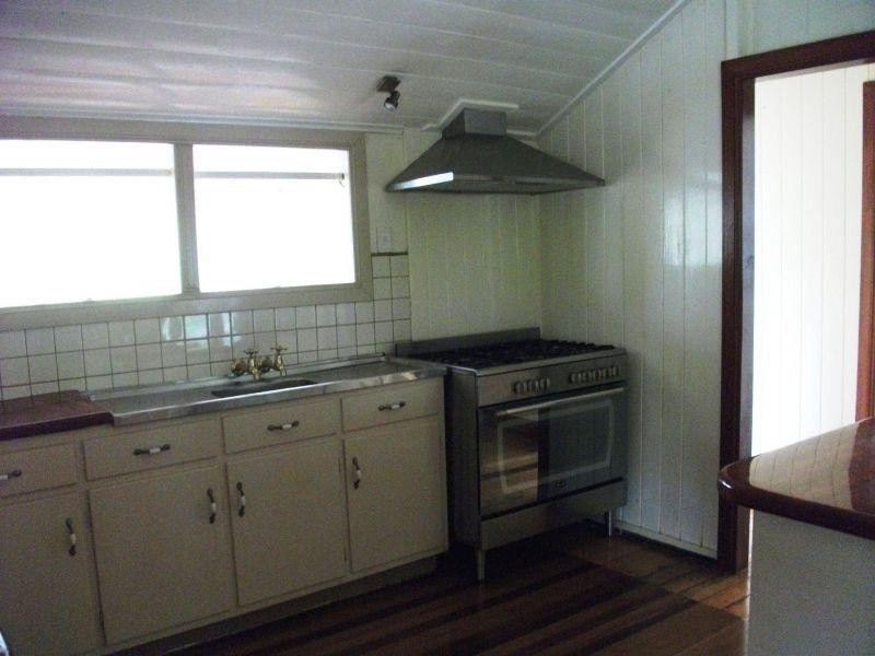 742 Shadbolt Road, Cedar Pocket QLD 4570