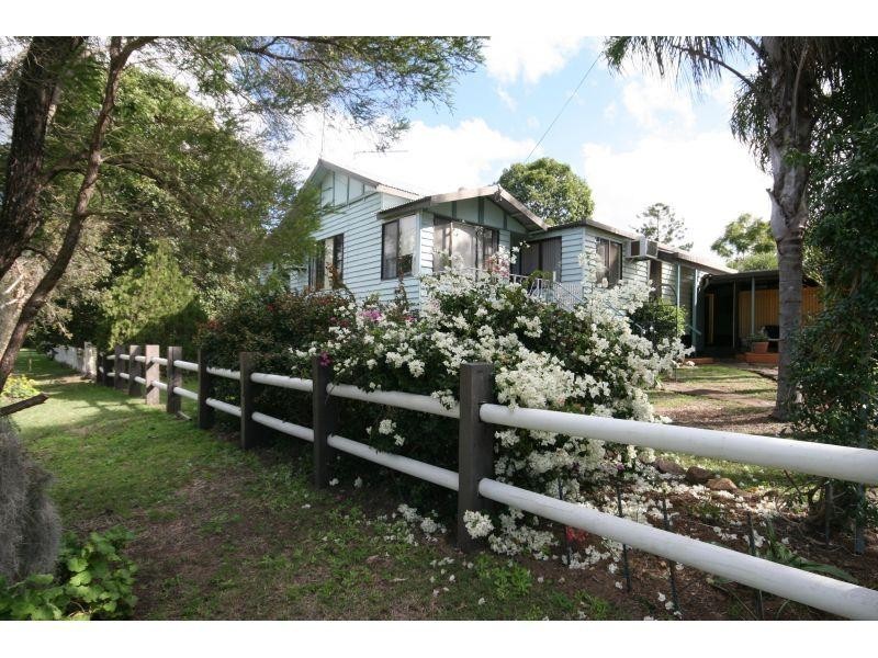 13  Chamberlain Street, Woolooga QLD 4570