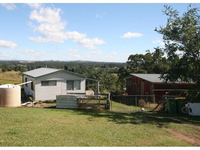 35 Brooks Road, Canina QLD 4570