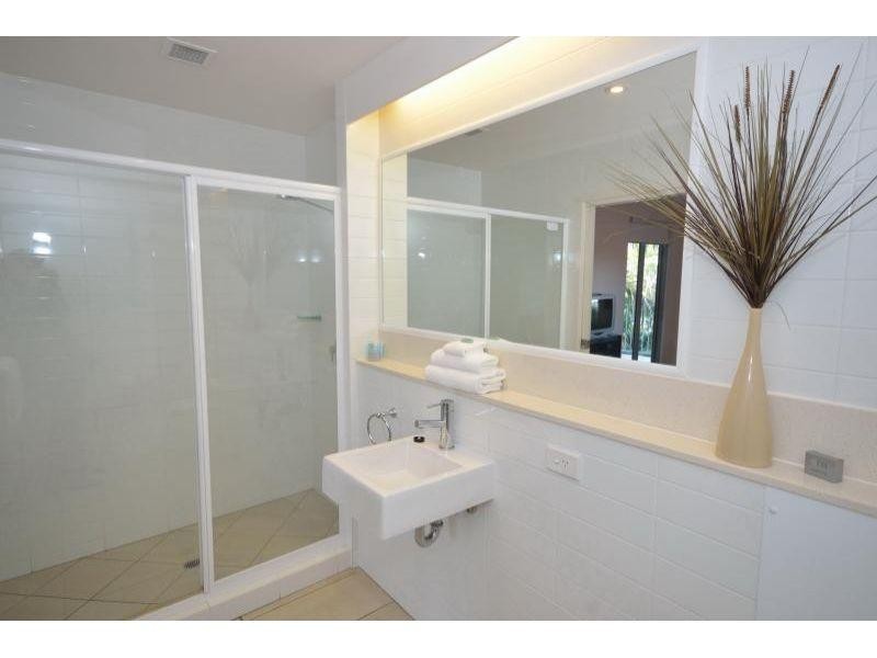 11/18-20 Howard Street, Noosaville QLD 4566