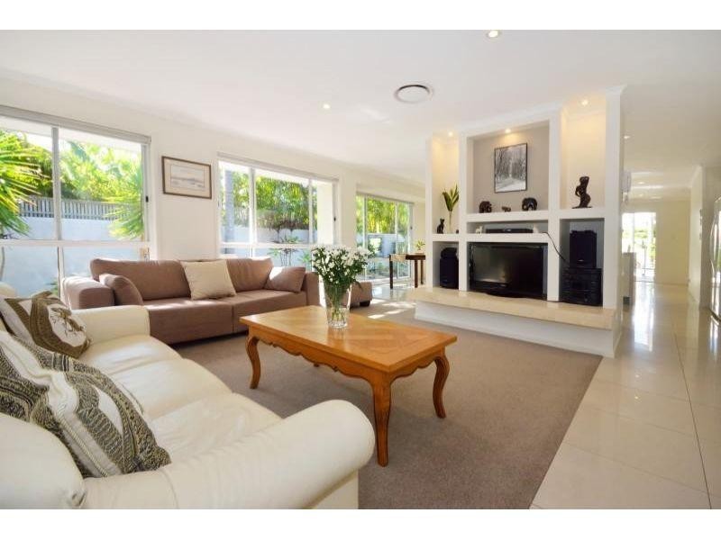 5 Skipper Place, Noosaville QLD 4566