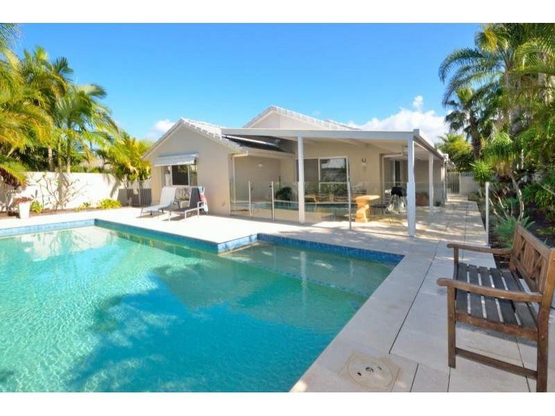 5 Skipper Place, Noosaville QLD 4566