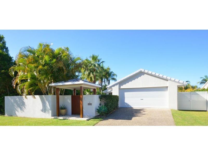 5 Skipper Place, Noosaville QLD 4566