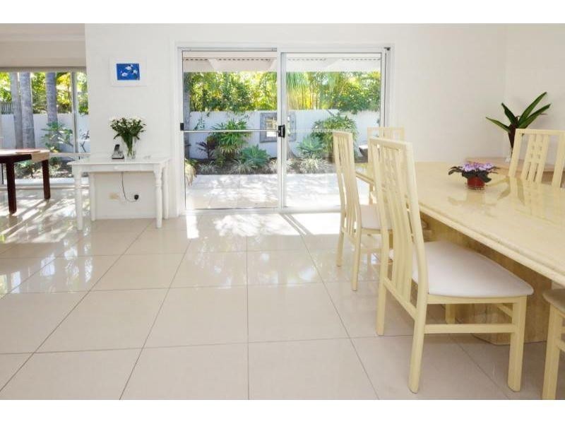 5 Skipper Place, Noosaville QLD 4566