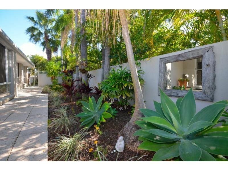 5 Skipper Place, Noosaville QLD 4566