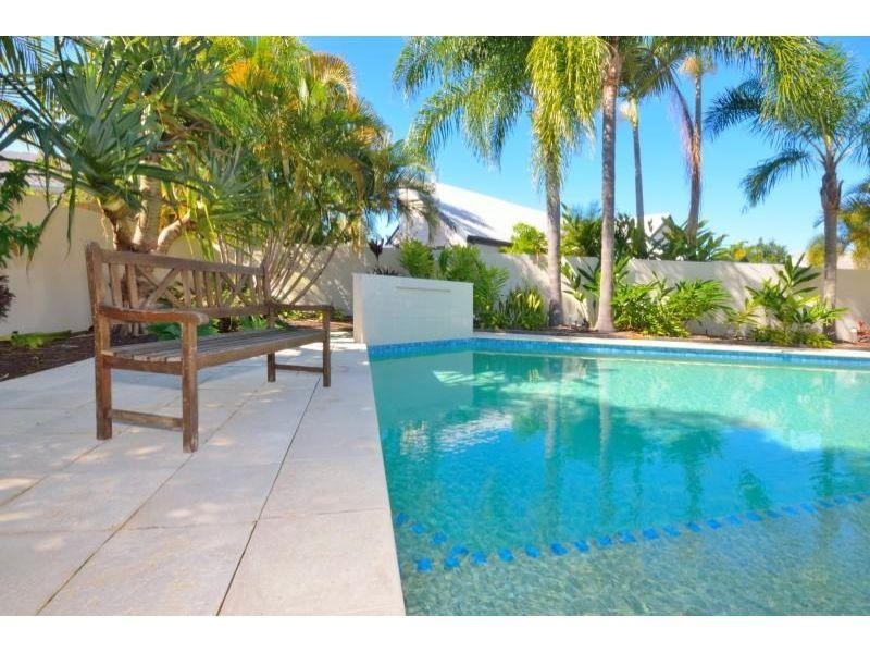5 Skipper Place, Noosaville QLD 4566