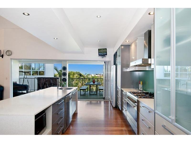 13 Captains Court, Sunrise Beach QLD 4567