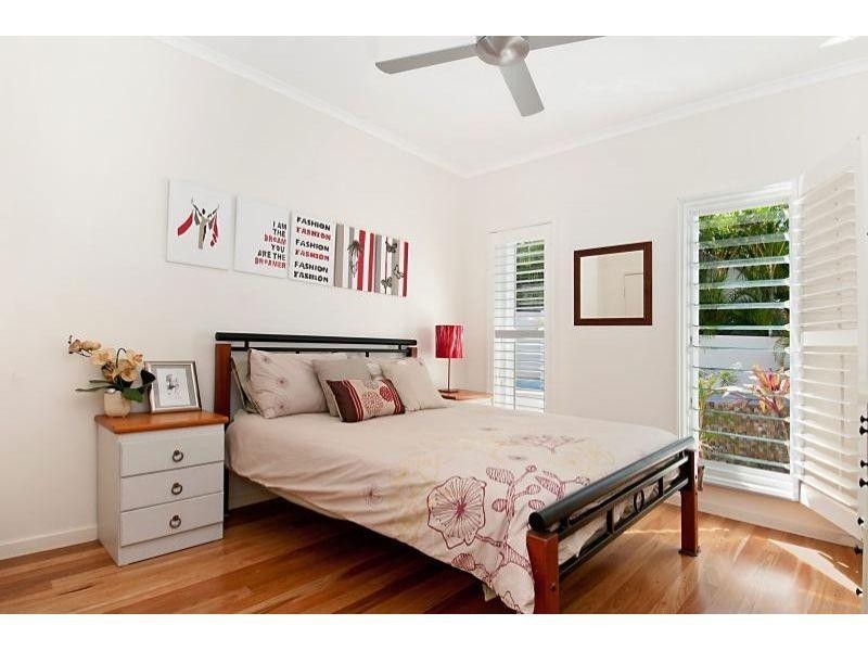 13 Captains Court, Sunrise Beach QLD 4567