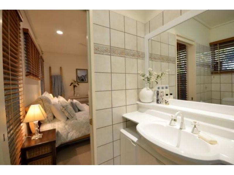 1 Broadreach Court, Noosaville QLD 4566