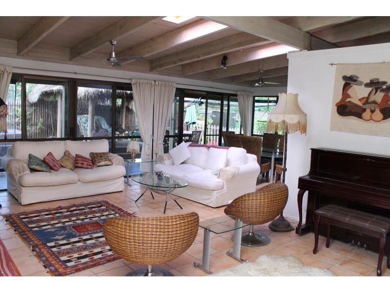 16 River Road, Tewantin QLD 4565