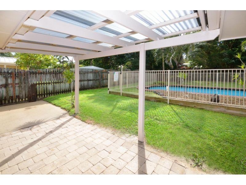 35 Wollomia Way, Sunrise Beach QLD 4567
