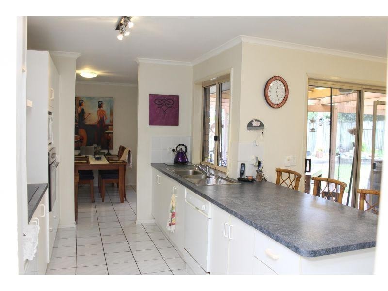 6 Tinaroo Pl, Tewantin QLD 4565