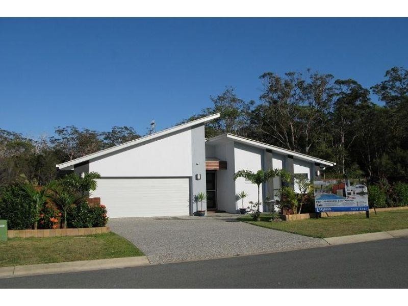 5 Pardon Place, Noosaville QLD 4566