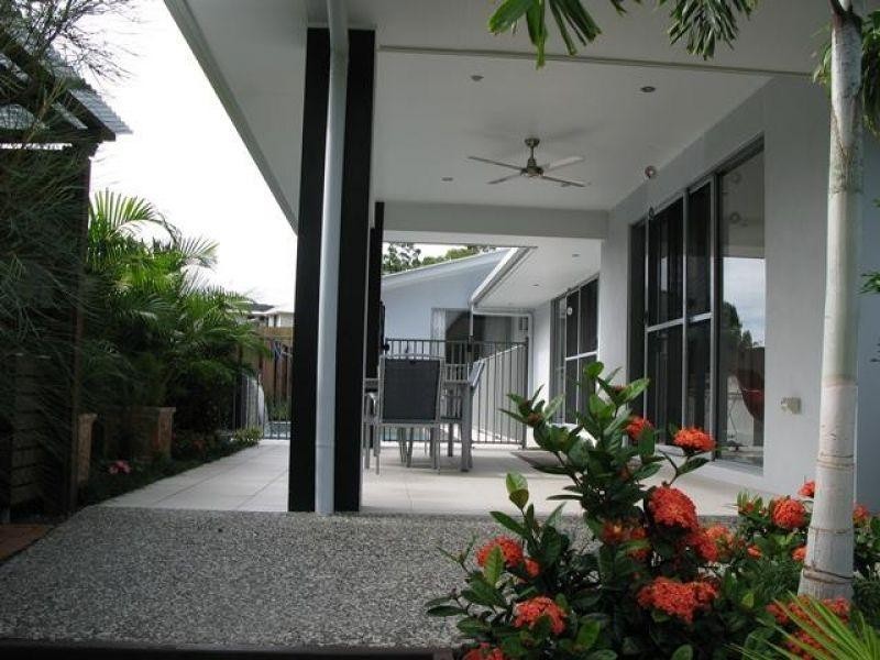 5 Pardon Place, Noosaville QLD 4566