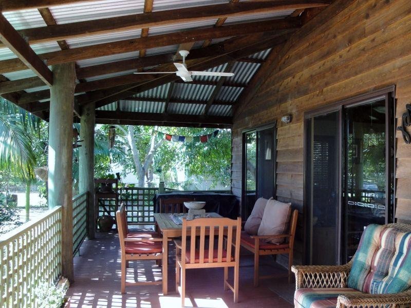 6 Coates Drive, Boreen Point QLD 4565