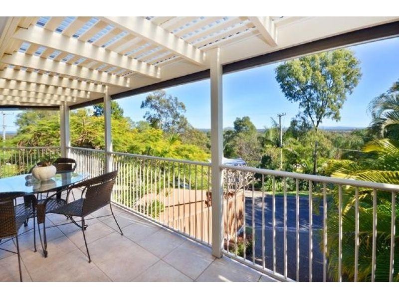 2 Warana Street, Noosa Heads QLD 4567