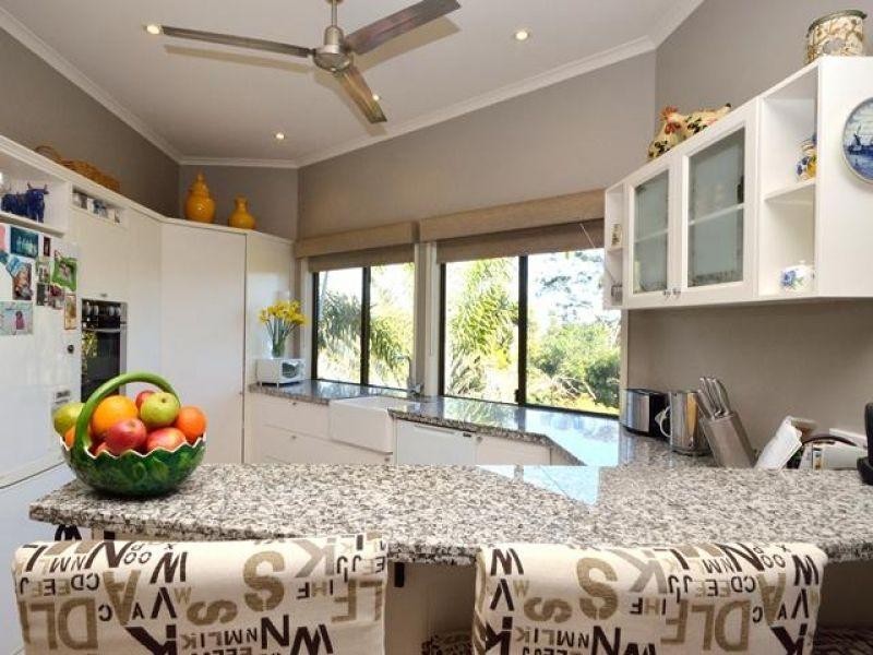 2 Warana Street, Noosa Heads QLD 4567