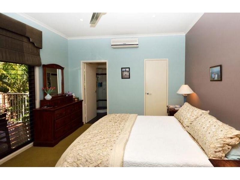 2 Warana Street, Noosa Heads QLD 4567