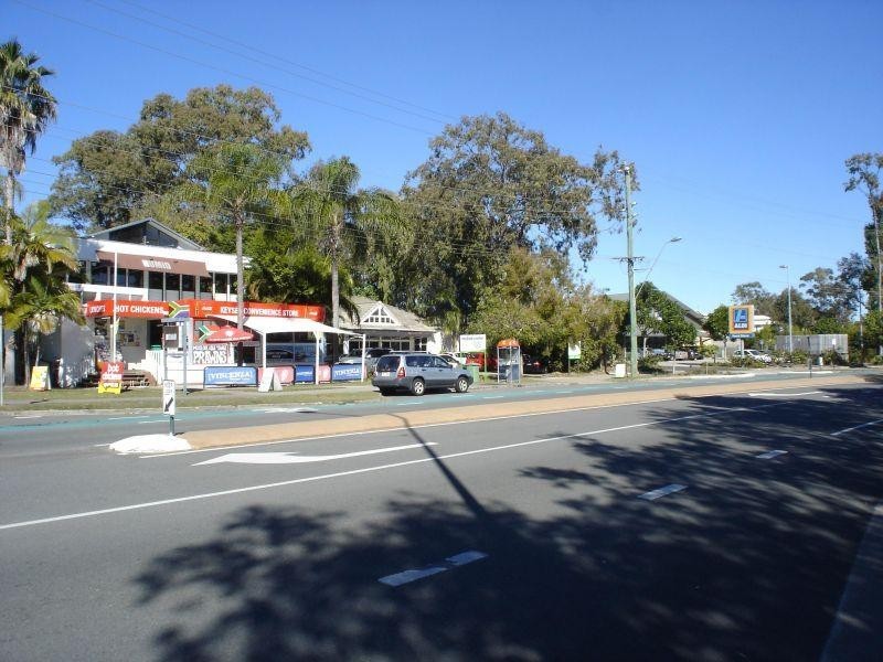 5 Swan St, Noosaville QLD 4566