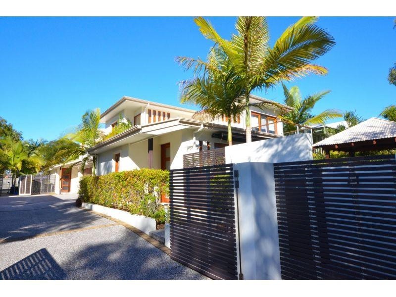 2/30 Ann Street, Noosaville QLD 4566