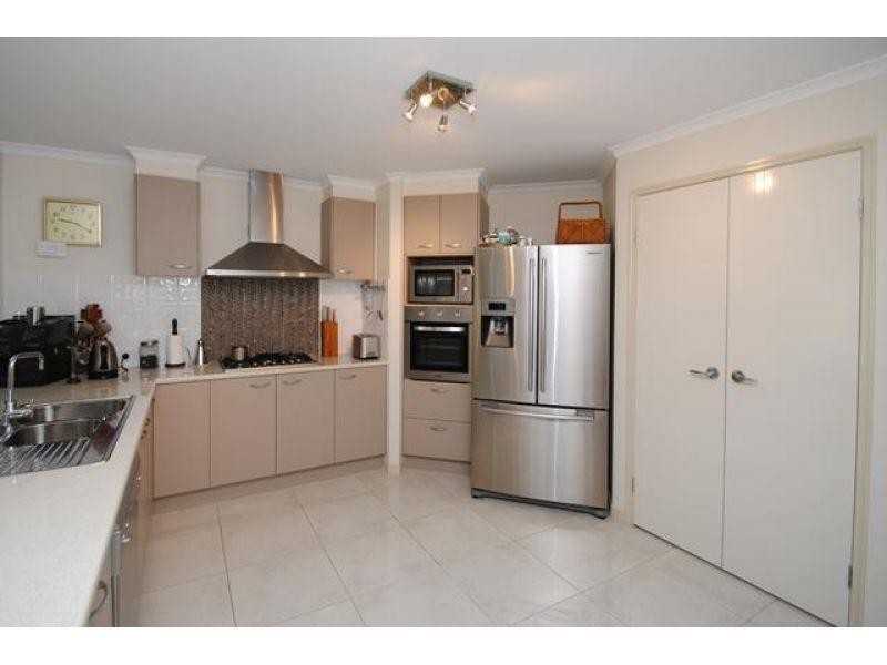 62 Taylor Road, Veteran QLD 4570