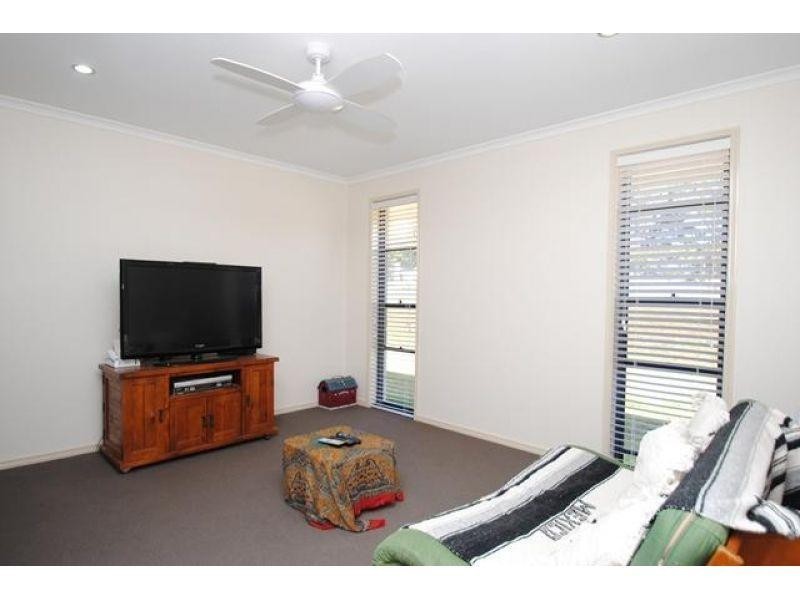 62 Taylor Road, Veteran QLD 4570