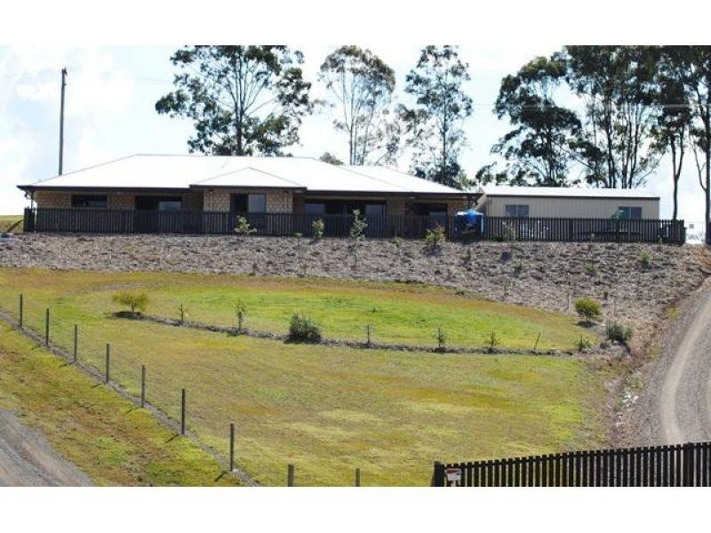 9 Daybreak Ct, Tamaree QLD 4570