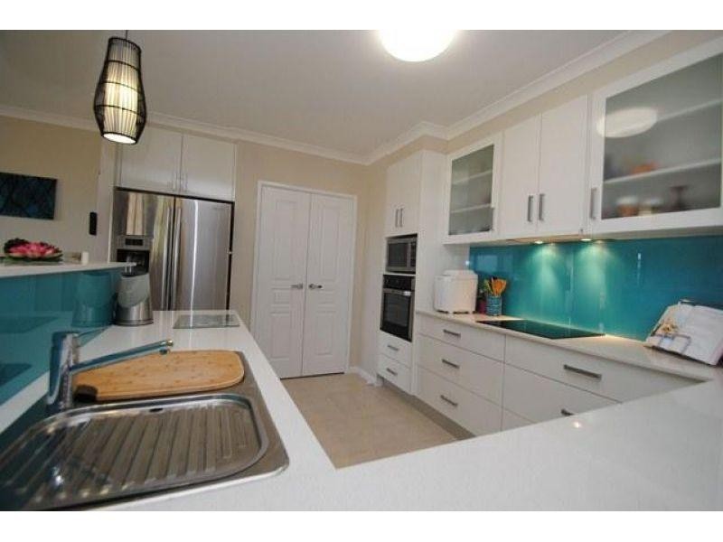 9 Daybreak Ct, Tamaree QLD 4570