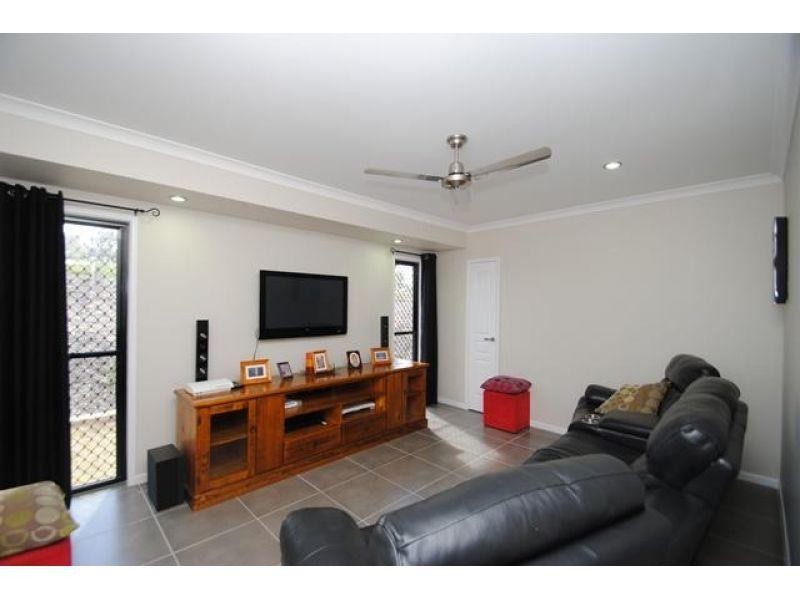 9 Daybreak Ct, Tamaree QLD 4570