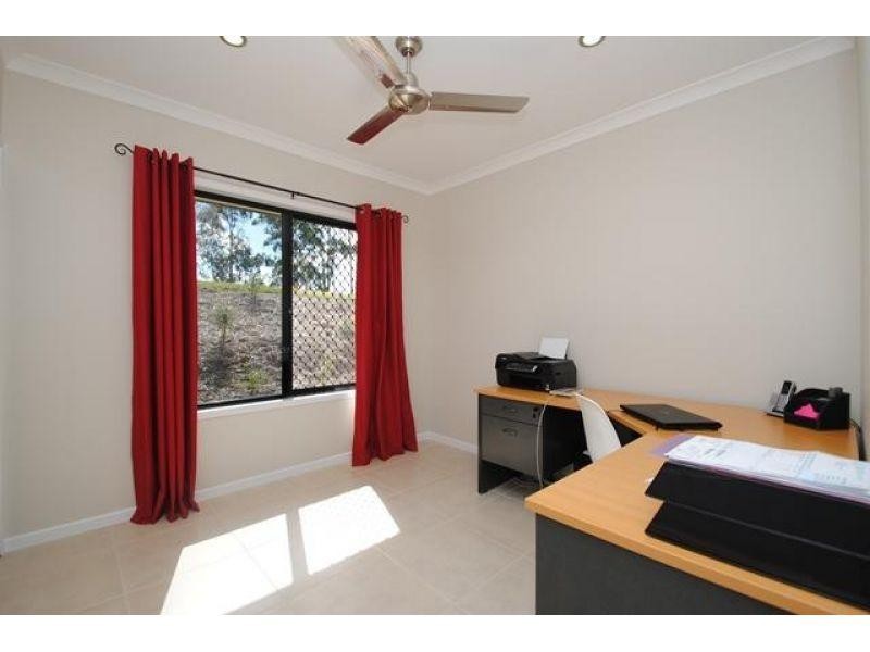 9 Daybreak Ct, Tamaree QLD 4570