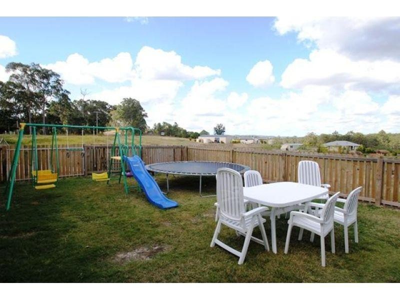 9 Daybreak Ct, Tamaree QLD 4570