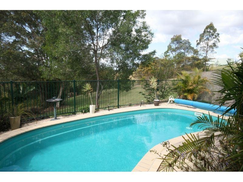 111 Sorensen Road, Southside QLD 4570