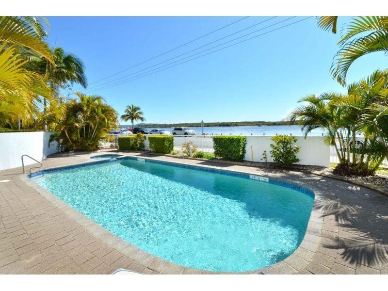 8/297 Gympie Tce, Noosaville QLD 4566