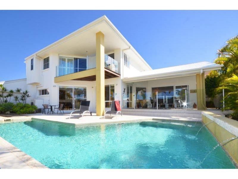 10 Treasure Cove, Noosaville QLD 4566