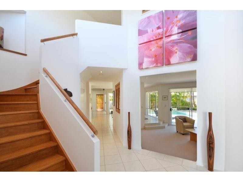 10 Treasure Cove, Noosaville QLD 4566