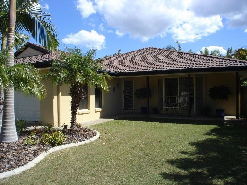 11 Dun Street, Tewantin QLD 4565