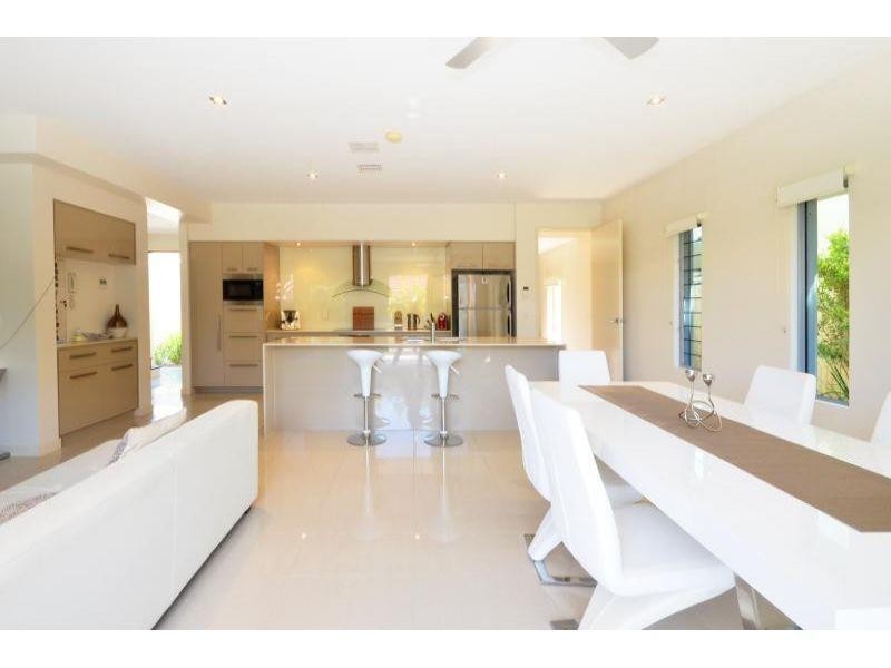 6/21 Hilton Tce, Noosaville QLD 4566