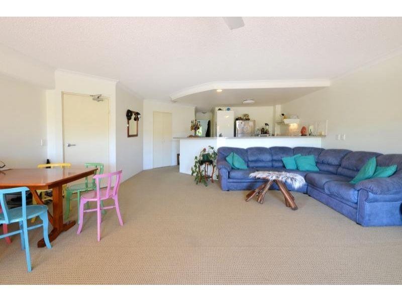 1/12 Edgar Bennett Avenue, Noosa Heads QLD 4567