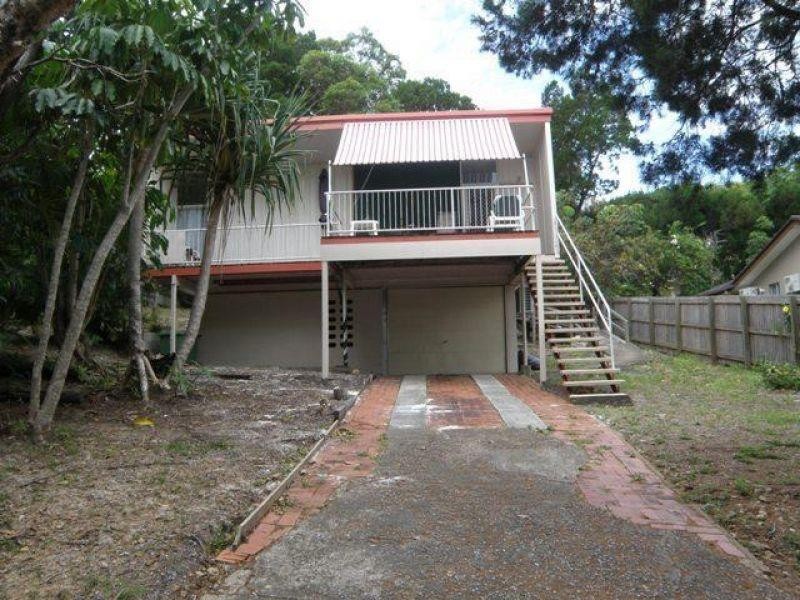 8 Attunga Heights, Noosa Heads QLD 4567