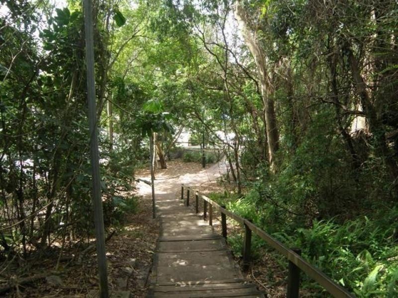 8 Attunga Heights, Noosa Heads QLD 4567
