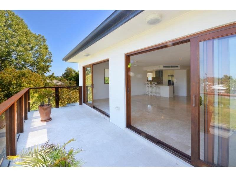 2/55 Elizabeth St, Noosaville QLD 4566