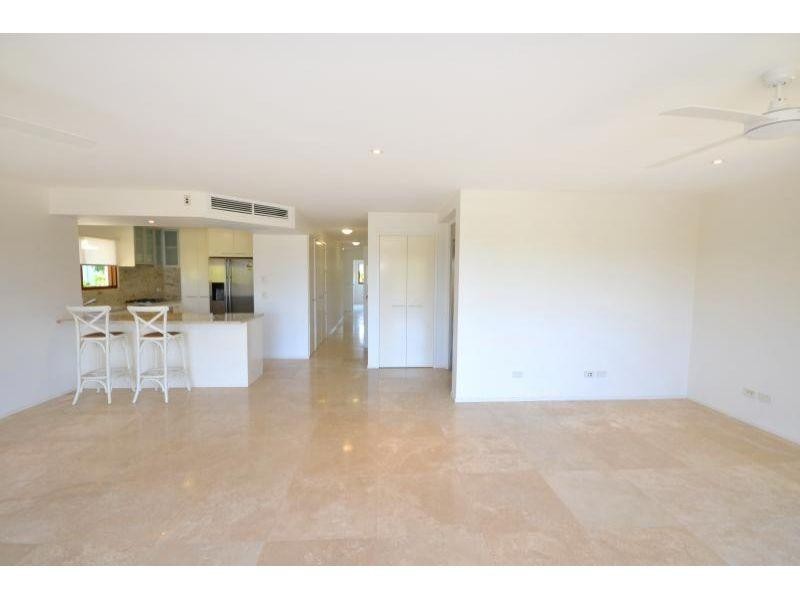 2/55 Elizabeth St, Noosaville QLD 4566