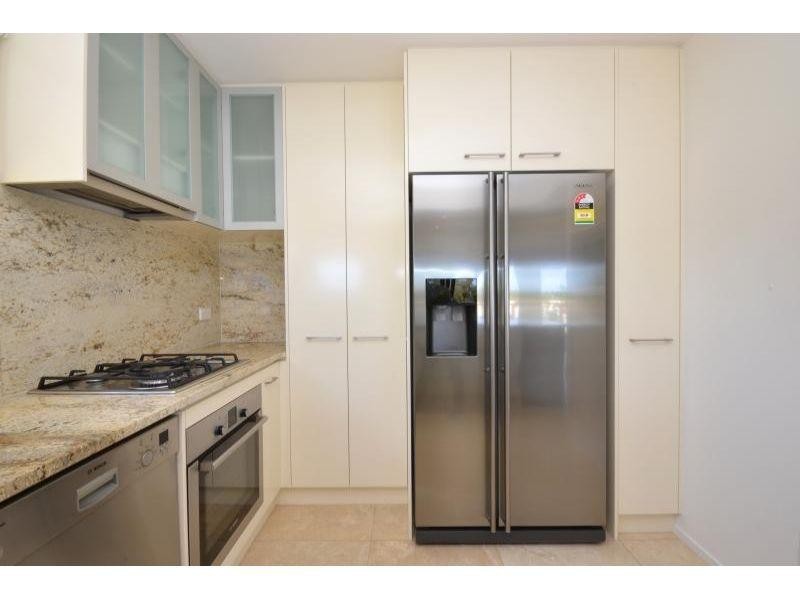 2/55 Elizabeth St, Noosaville QLD 4566