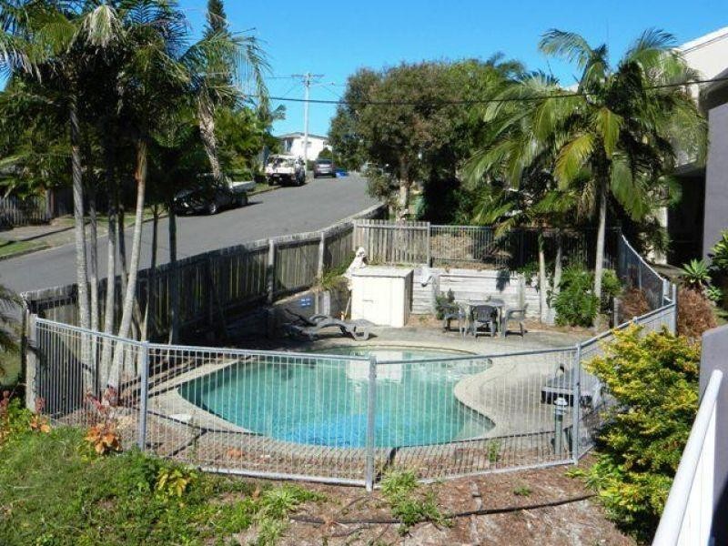 4 / 23  Margit Crescent, Sunrise Beach QLD 4567