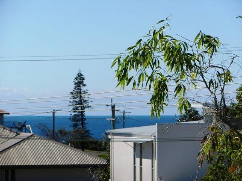 4 / 23  Margit Crescent, Sunrise Beach QLD 4567