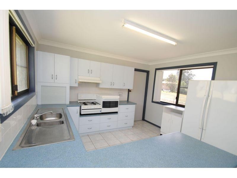 22 Davey Road, Southside QLD 4570