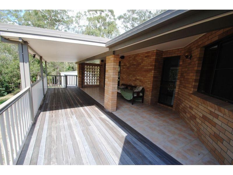 22 Davey Road, Southside QLD 4570