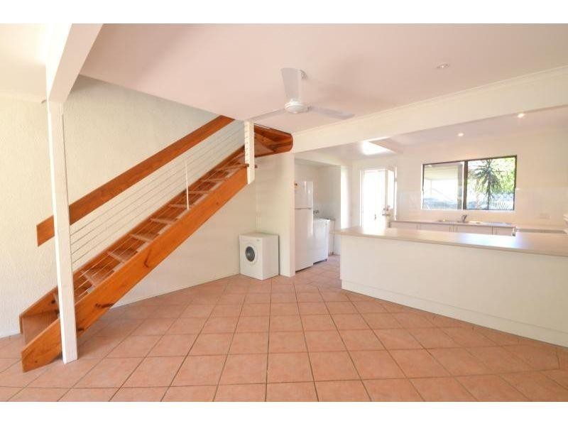 3/21 Munna Cr, Noosaville QLD 4566