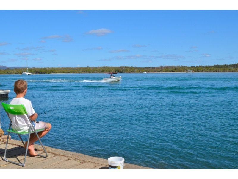 2/15 Russell St, Noosaville QLD 4566